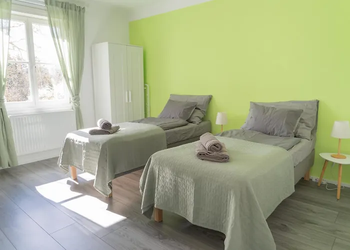 Wilson's Rosengarden Operated By Hostguides Apartment Baden